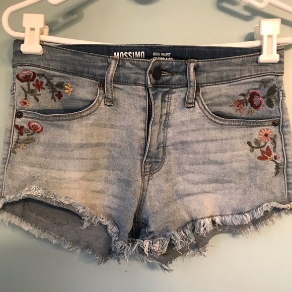 Mossimo flower embroidered high rise jean shorts - Picture 1 of 6